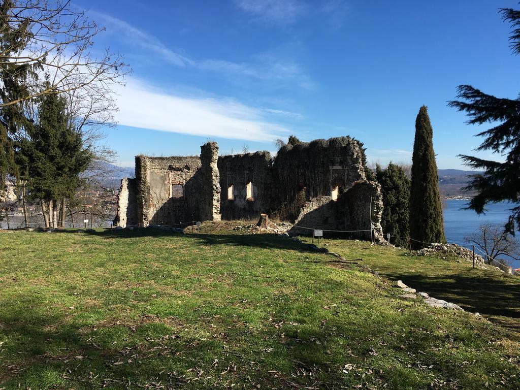 La Casa Nel Parco Villa Arona Eksteriør bilde